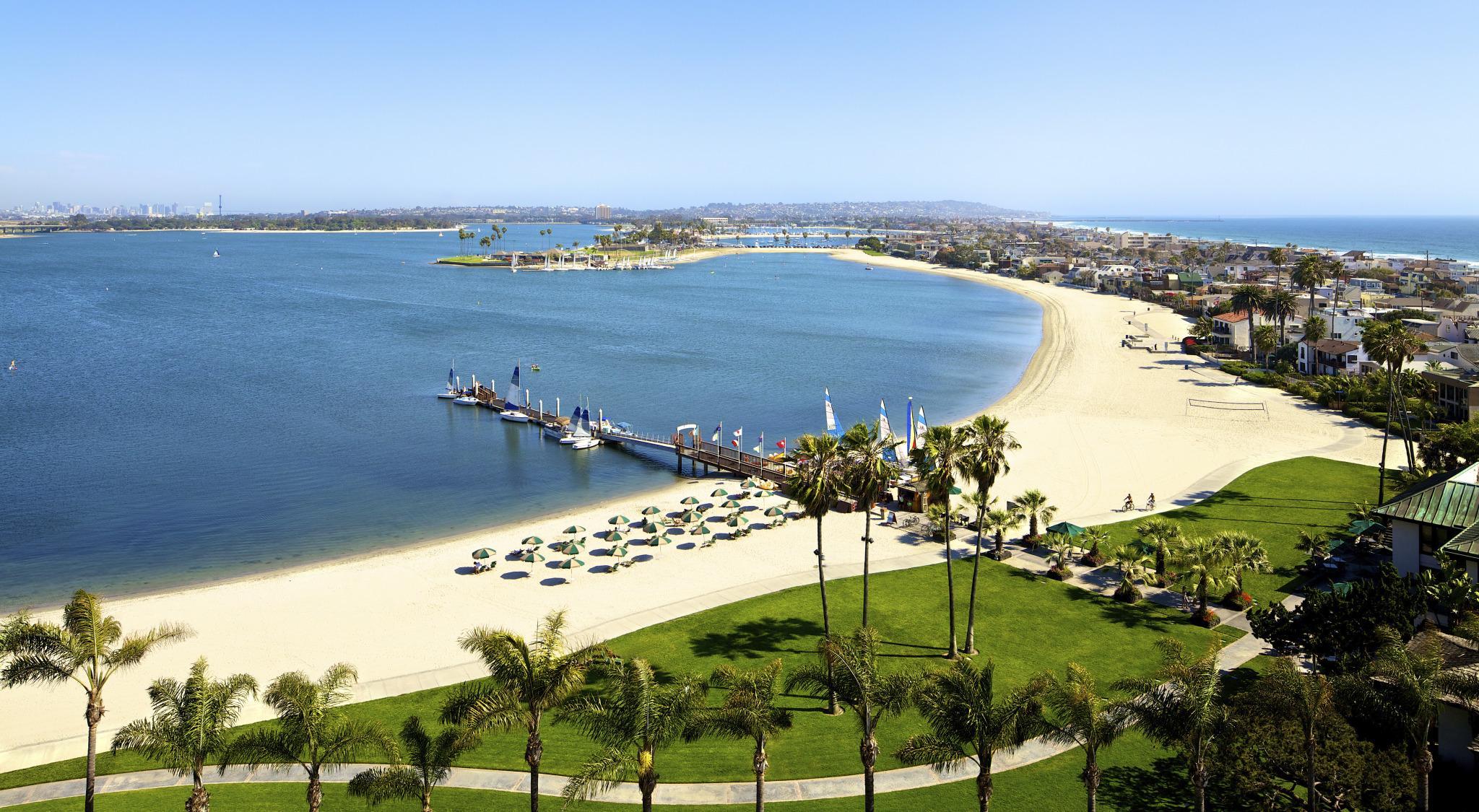 Catamaran Resort Hotel And Spa Сан Диего Екстериор снимка